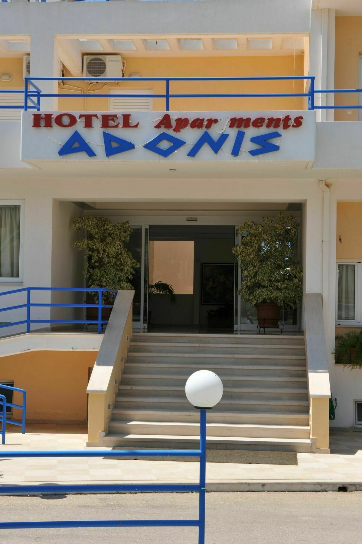 Adonis Hotel Preveza Exterior foto